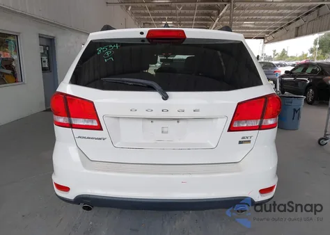 2015 Dodge Journey Sxt z USA, uszkodzony, nr VIN 3C4PDCBG4FT743500